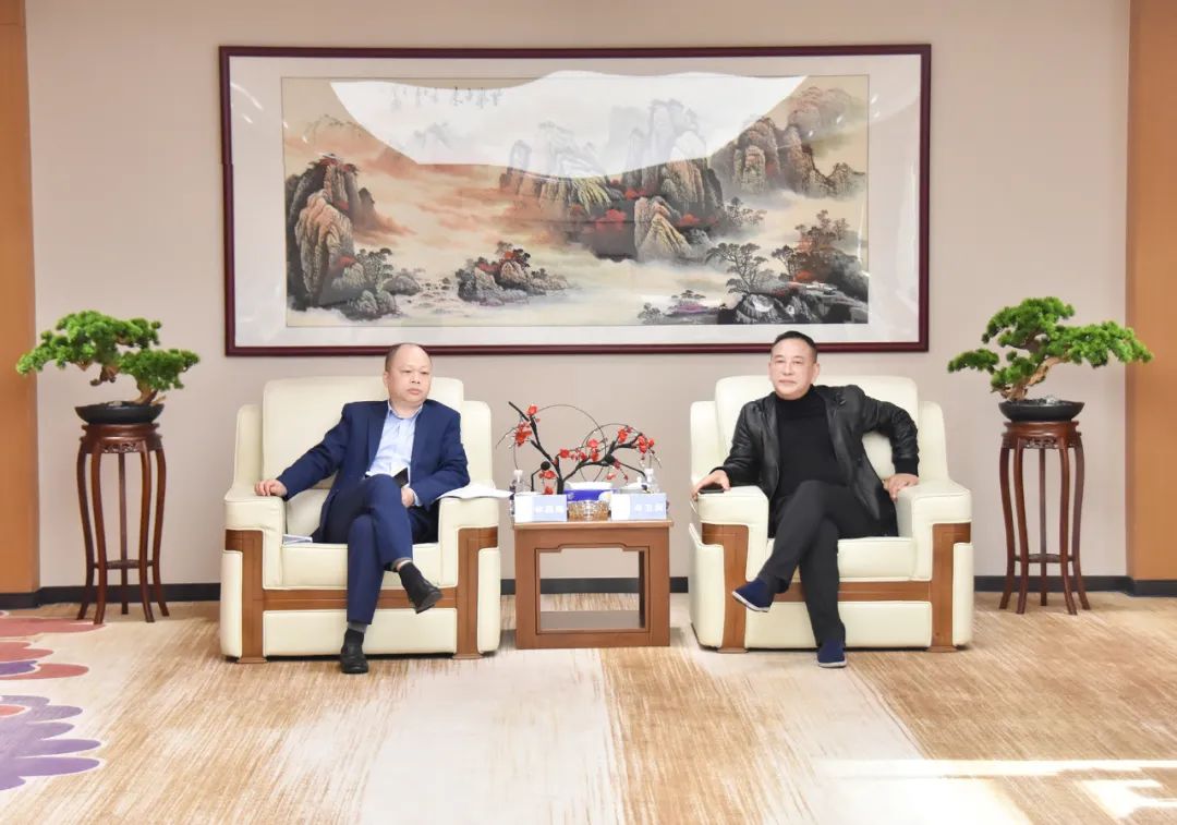 中国华融资产湖南分公司向导一行莅临德赢VWIN考察交流(图3)