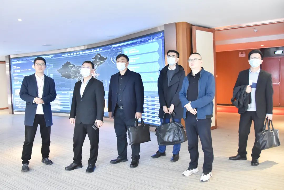 平安建投公司向导一行考察调研德赢VWIN(图1)