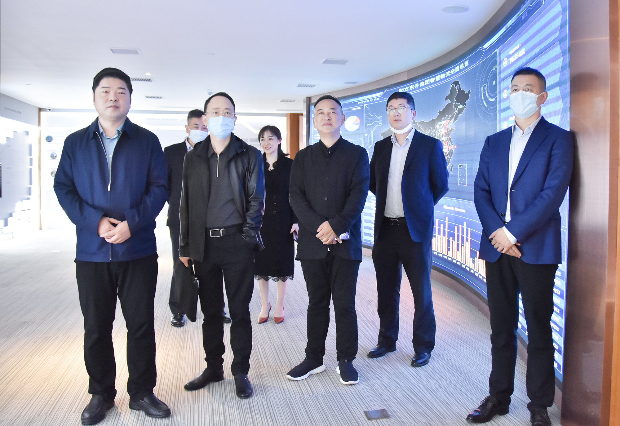 南粤银行长沙分行向导莅临德赢VWIN考察交流(图3)