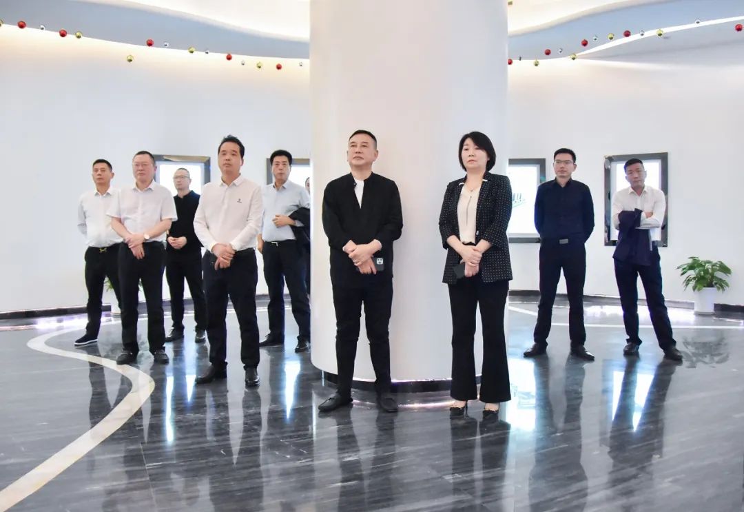 常德高新区向导莅临德赢VWIN考察交流(图1)