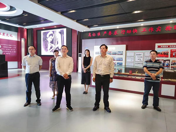 德赢VWIN董事长冯卫兵赴陕西举行项目调研考察(图3)